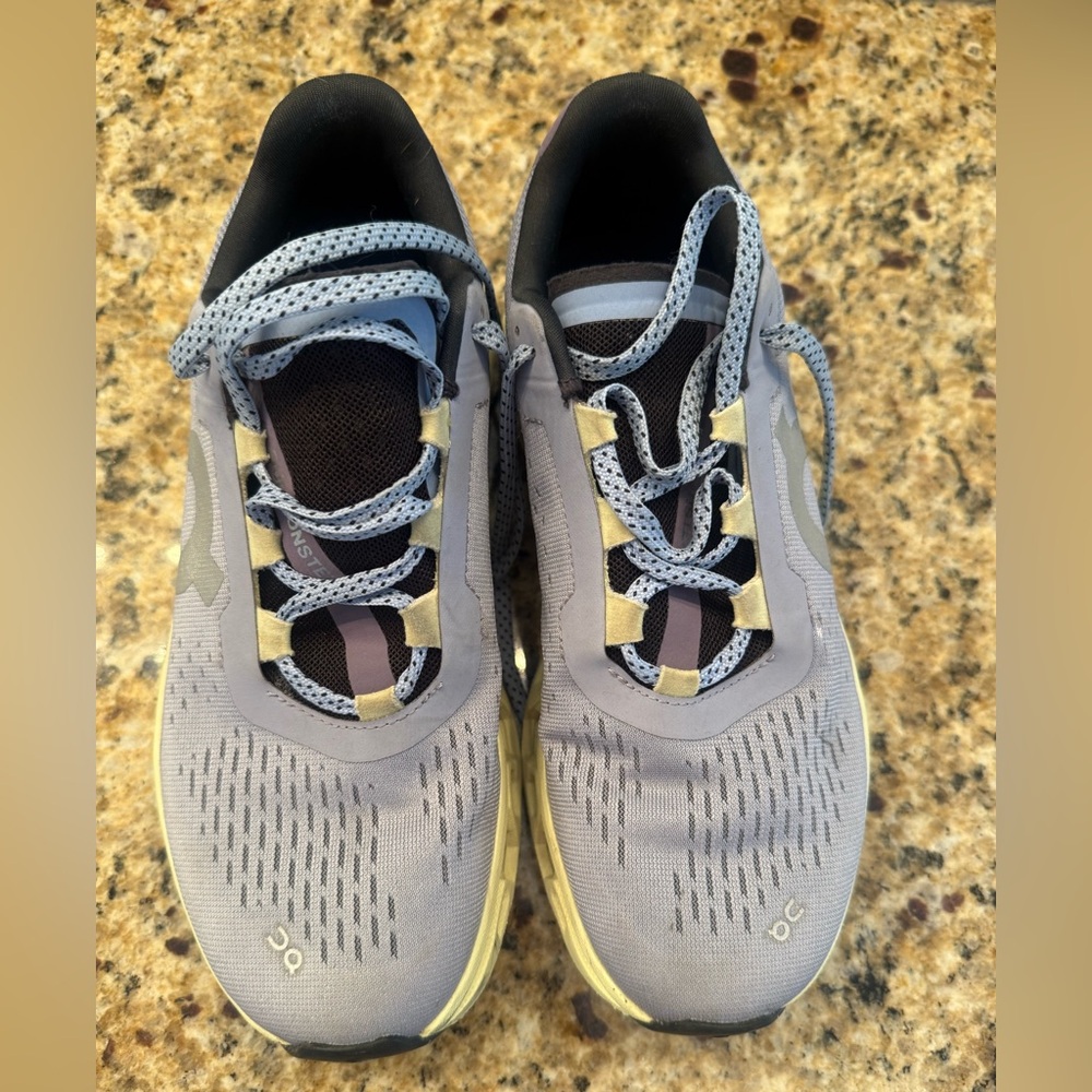On Running Women's Shoes CLOUDMONSTER